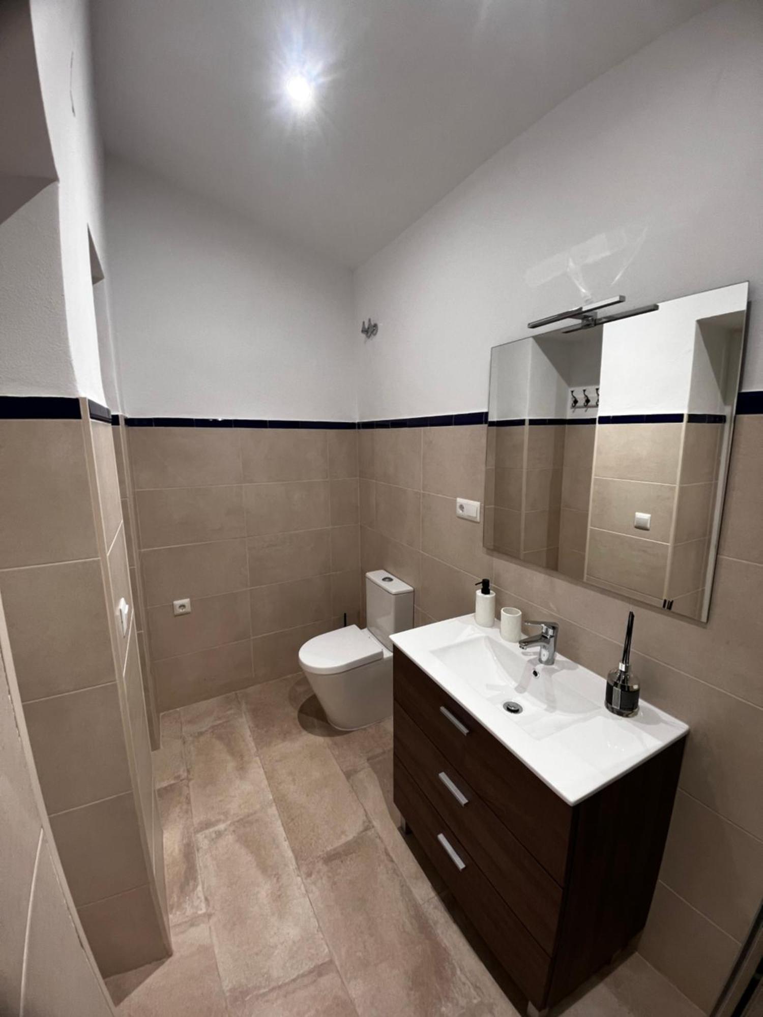 Shanti'S Andalusian Rooms Malaga Bagian luar foto