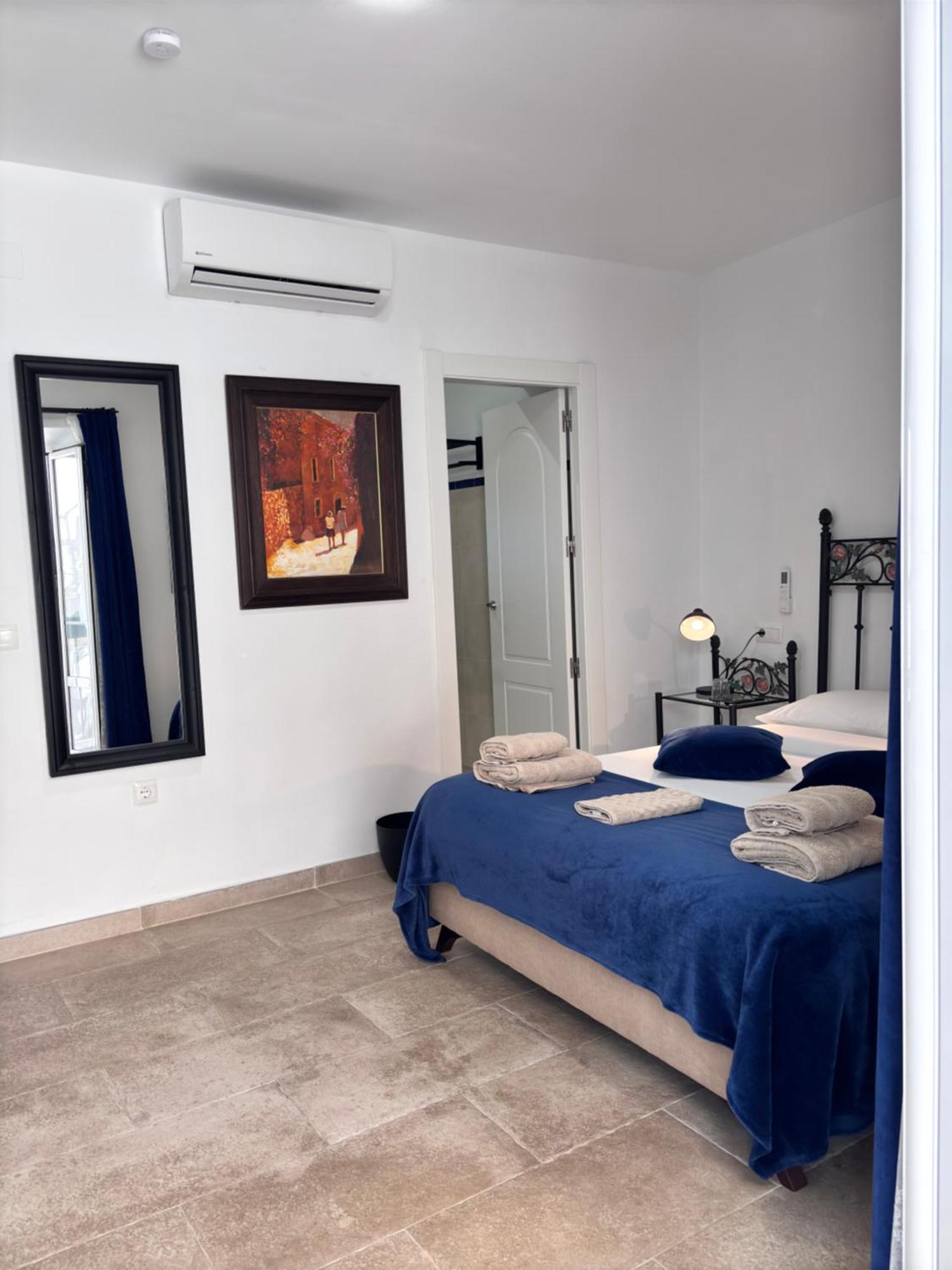 Shanti'S Andalusian Rooms Malaga Bagian luar foto