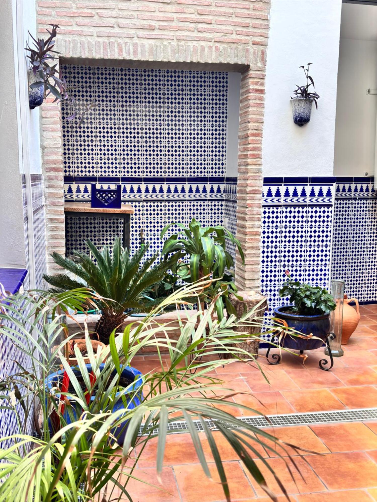 Shanti'S Andalusian Rooms Malaga Bagian luar foto