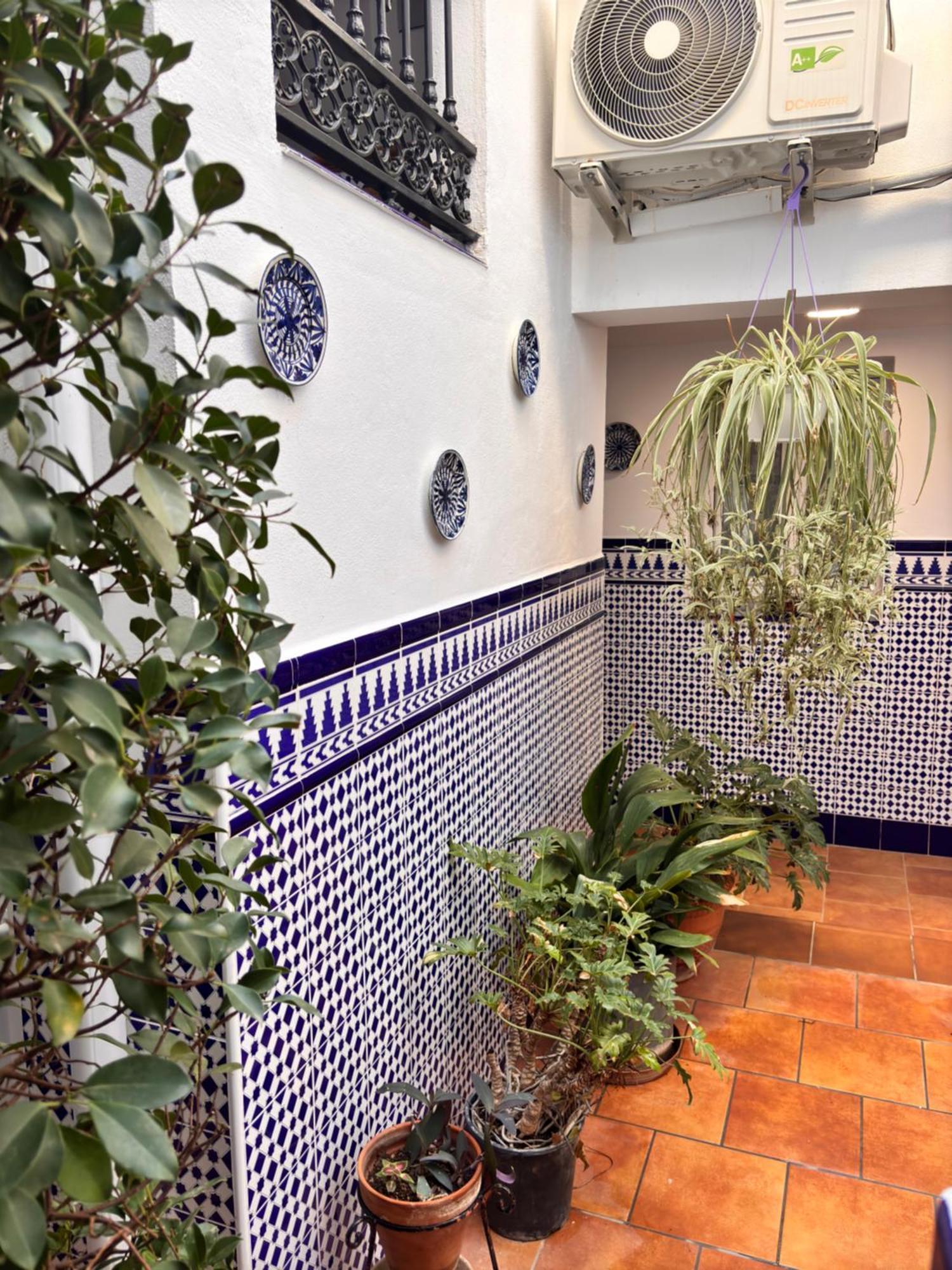 Shanti'S Andalusian Rooms Malaga Bagian luar foto