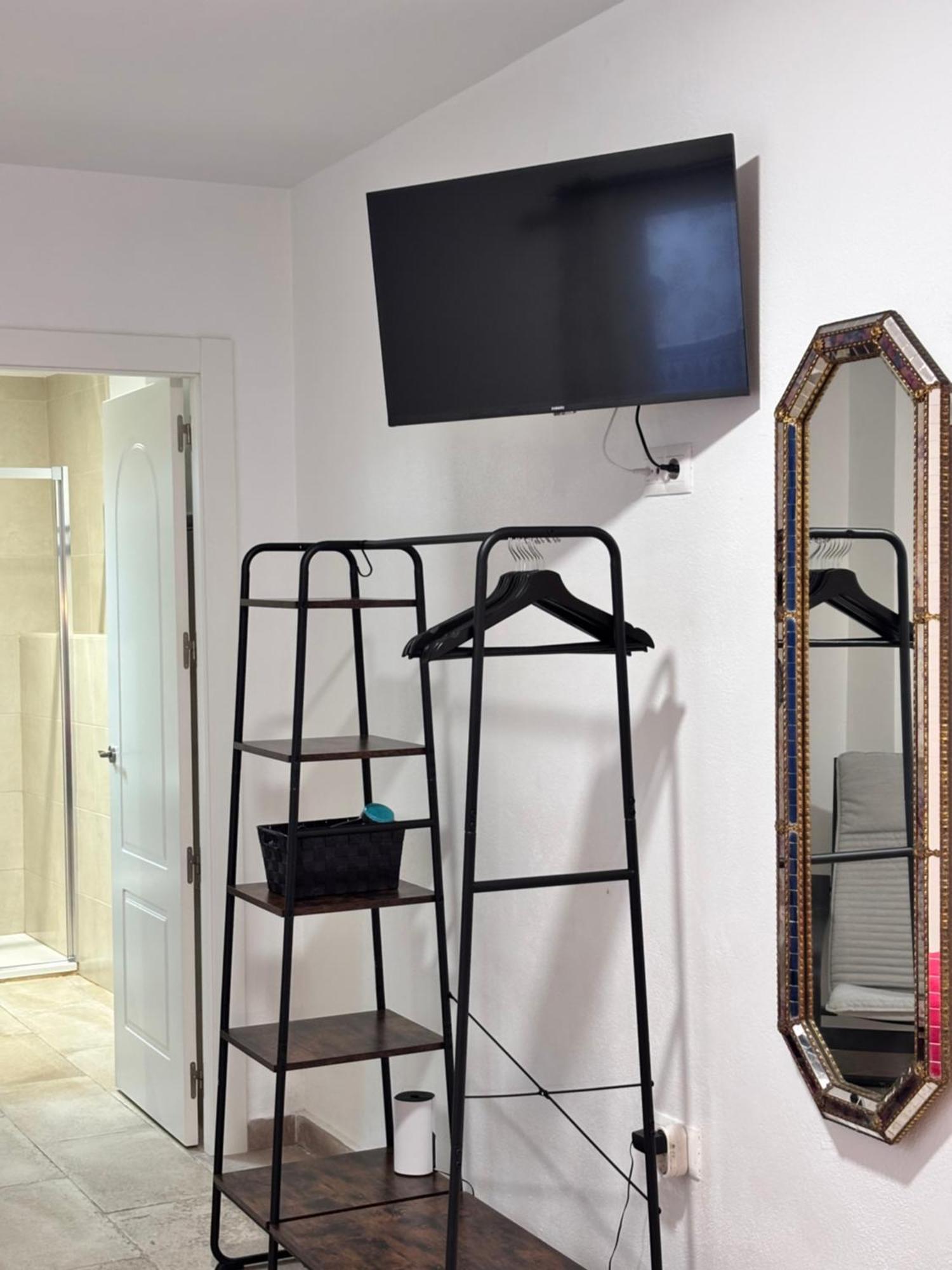 Shanti'S Andalusian Rooms Malaga Bagian luar foto